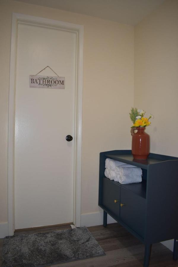 ווסטמינסטר Charming Private Guest Suite Near Disney/Beach מראה חיצוני תמונה