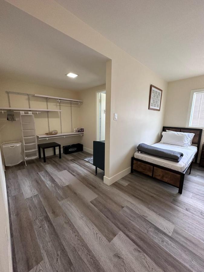 ווסטמינסטר Charming Private Guest Suite Near Disney/Beach מראה חיצוני תמונה