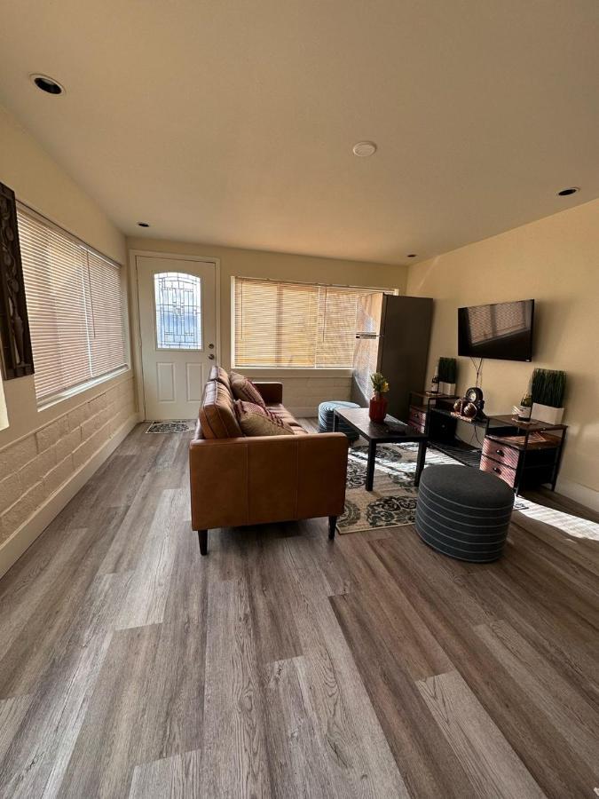 ווסטמינסטר Charming Private Guest Suite Near Disney/Beach מראה חיצוני תמונה